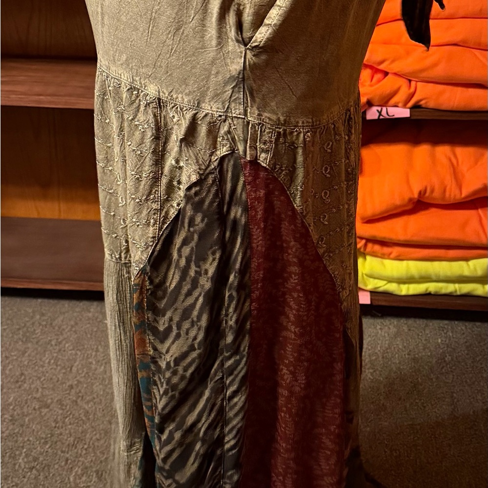 Young Threads Boho Patch Wide-Legged Pants - Picture 2 of 3